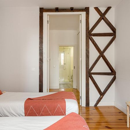Joivy Inviting Flat Next To Carmo Convent Apartment Lisbon Exterior photo
