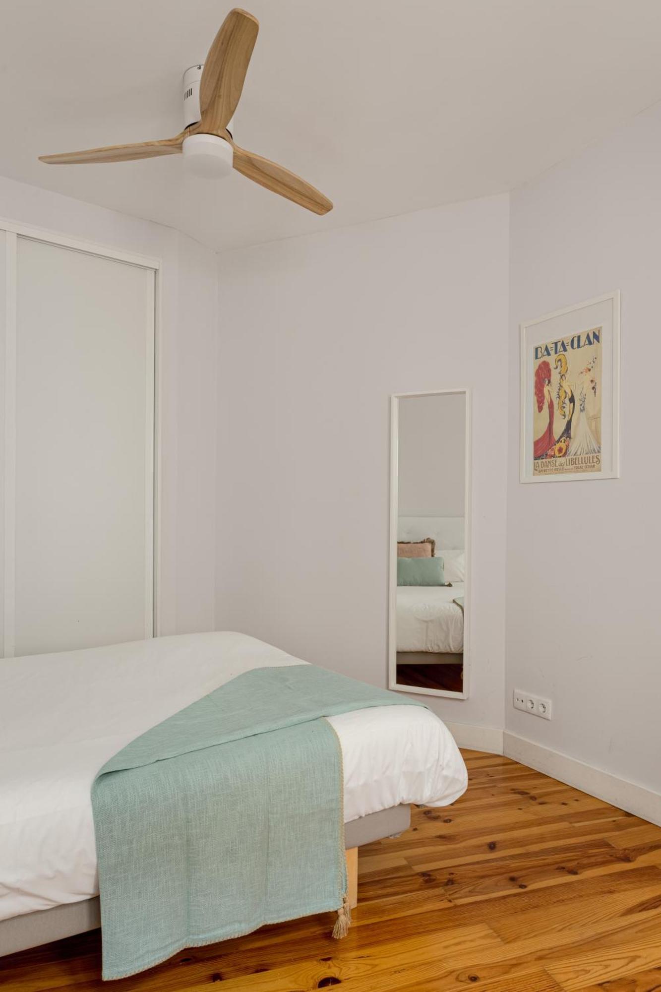Joivy Inviting Flat Next To Carmo Convent Apartment Lisbon Exterior photo