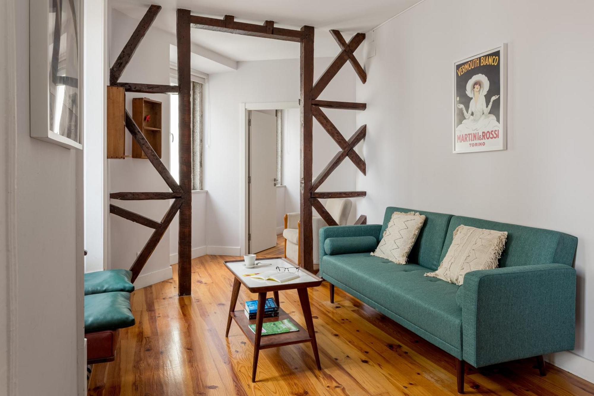 Joivy Inviting Flat Next To Carmo Convent Apartment Lisbon Exterior photo